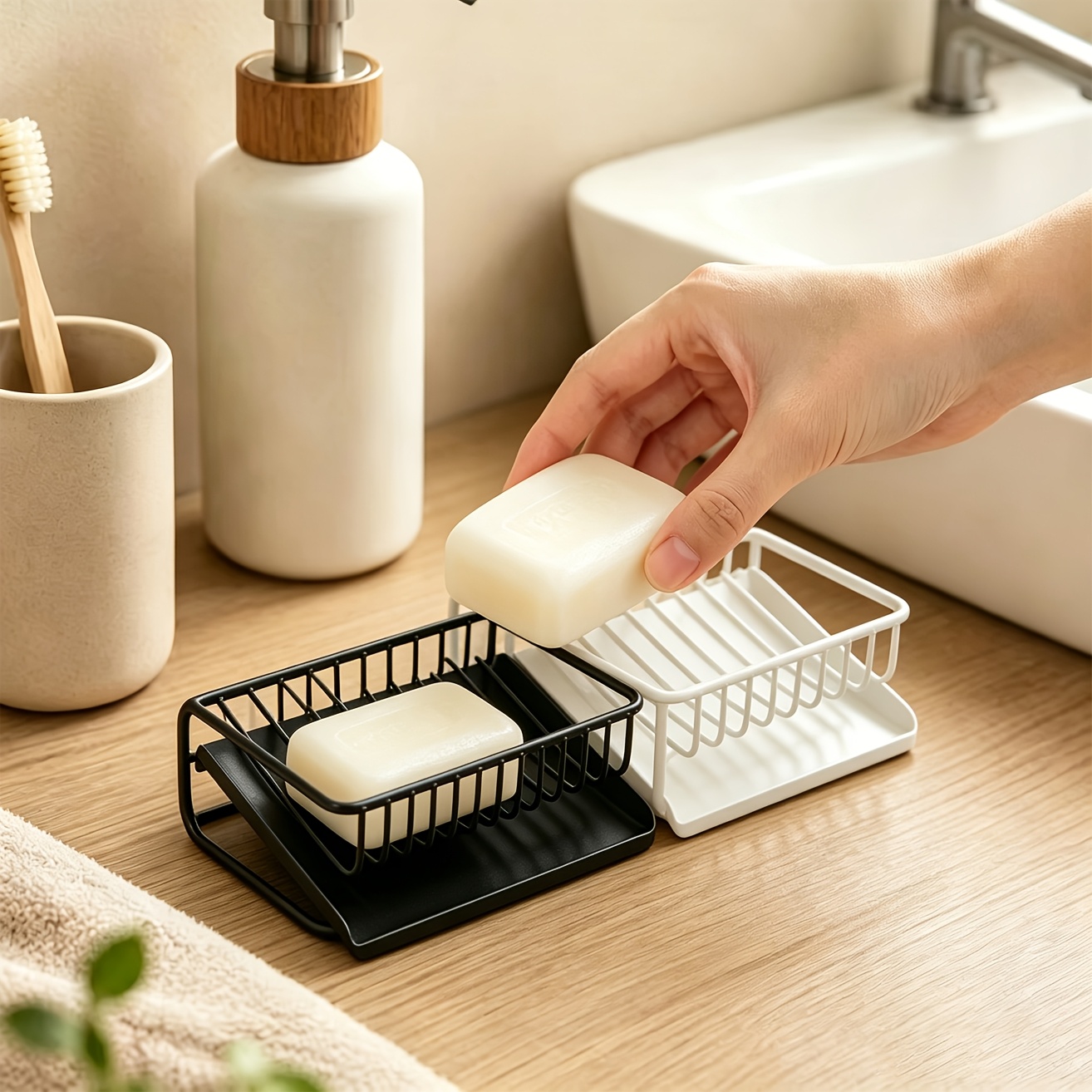 Kitchen Appliances Holder - 1pc Plastic Soap Dish With Drain